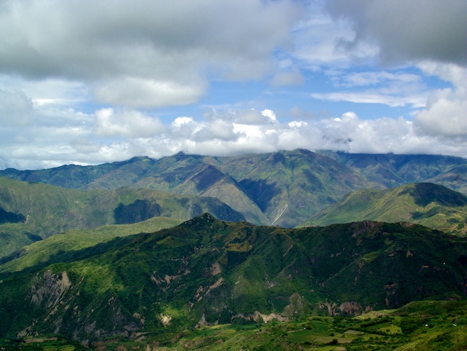 COL Andes Mountains